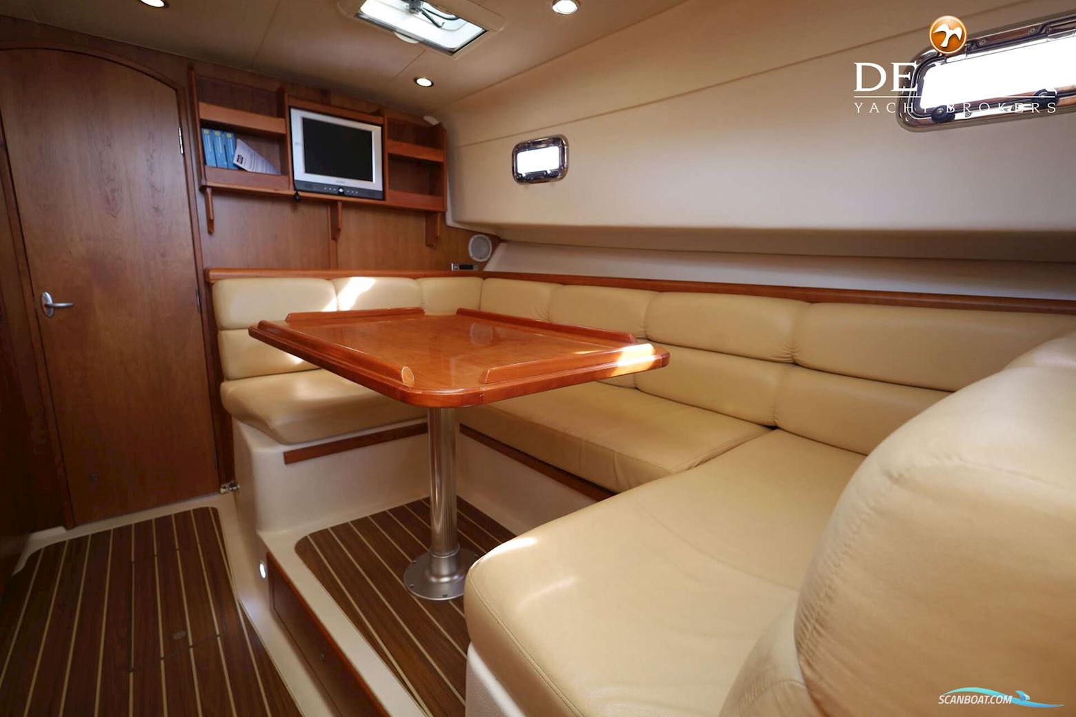 Mainship 34 Rumrunner II