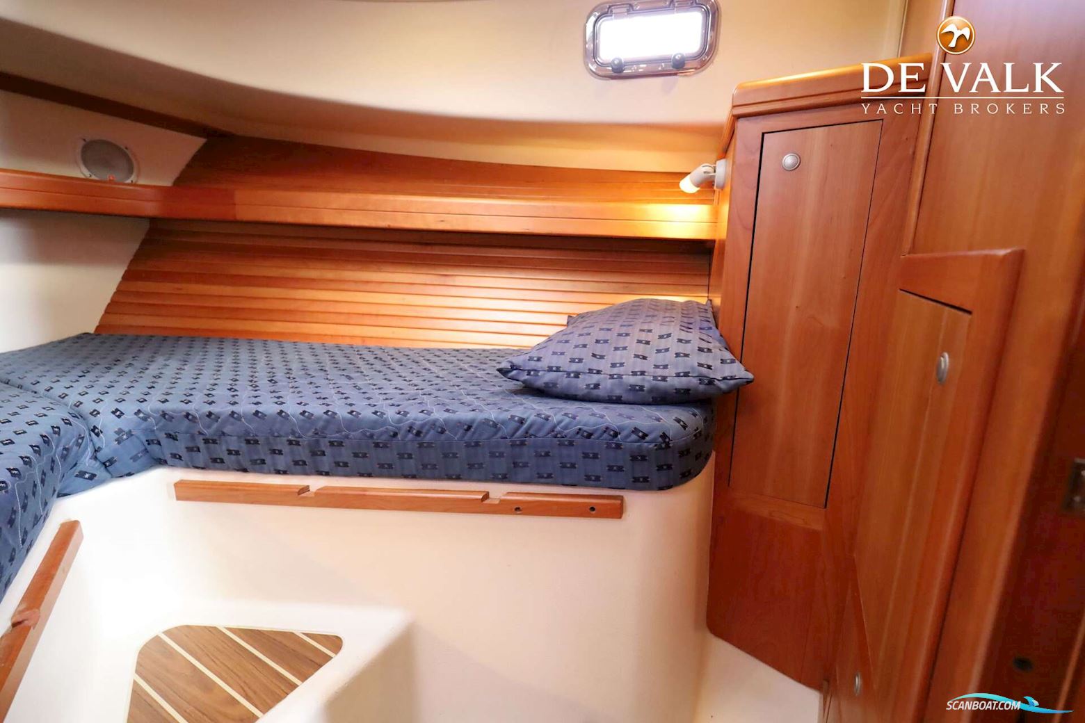 Mainship 34 Rumrunner II