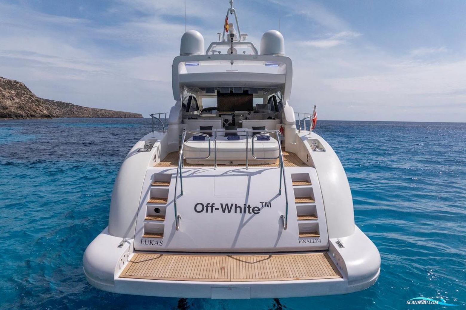 Mangusta 72