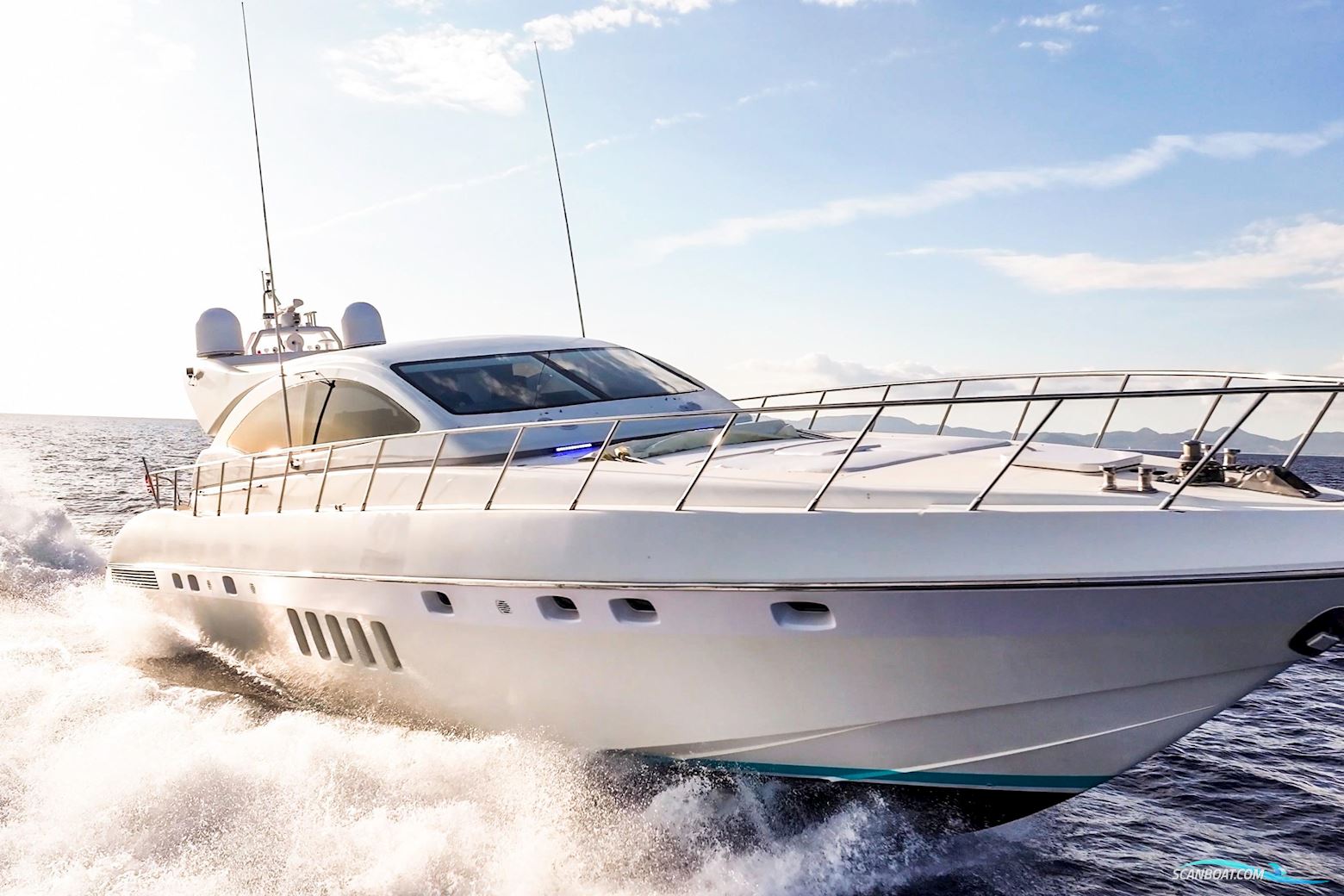 Mangusta 72
