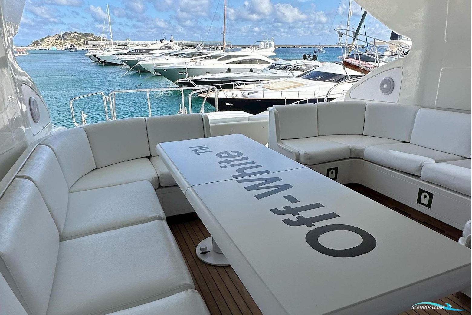 Mangusta 72