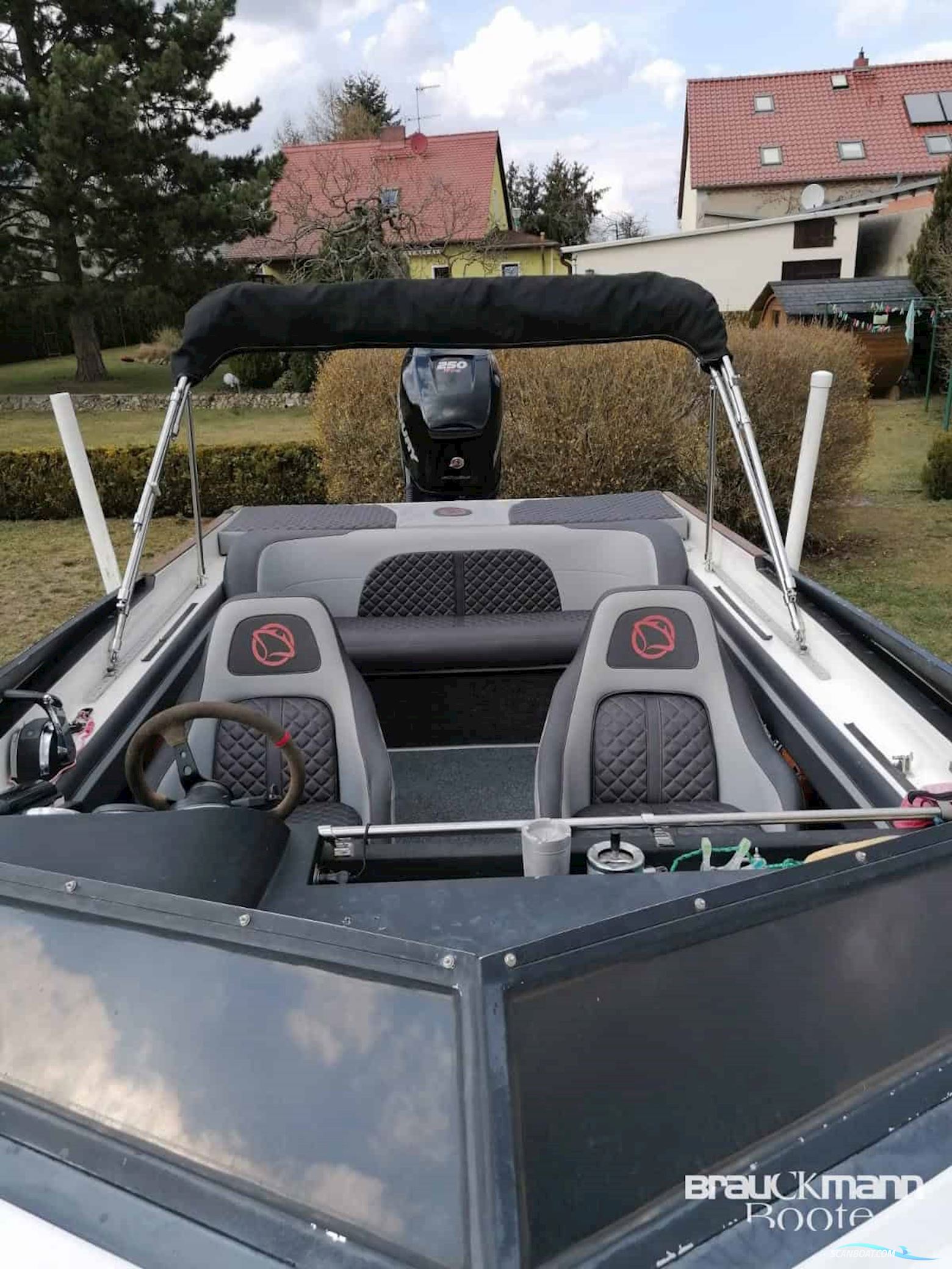 Manta Racing Boats Offshore Boot Manta