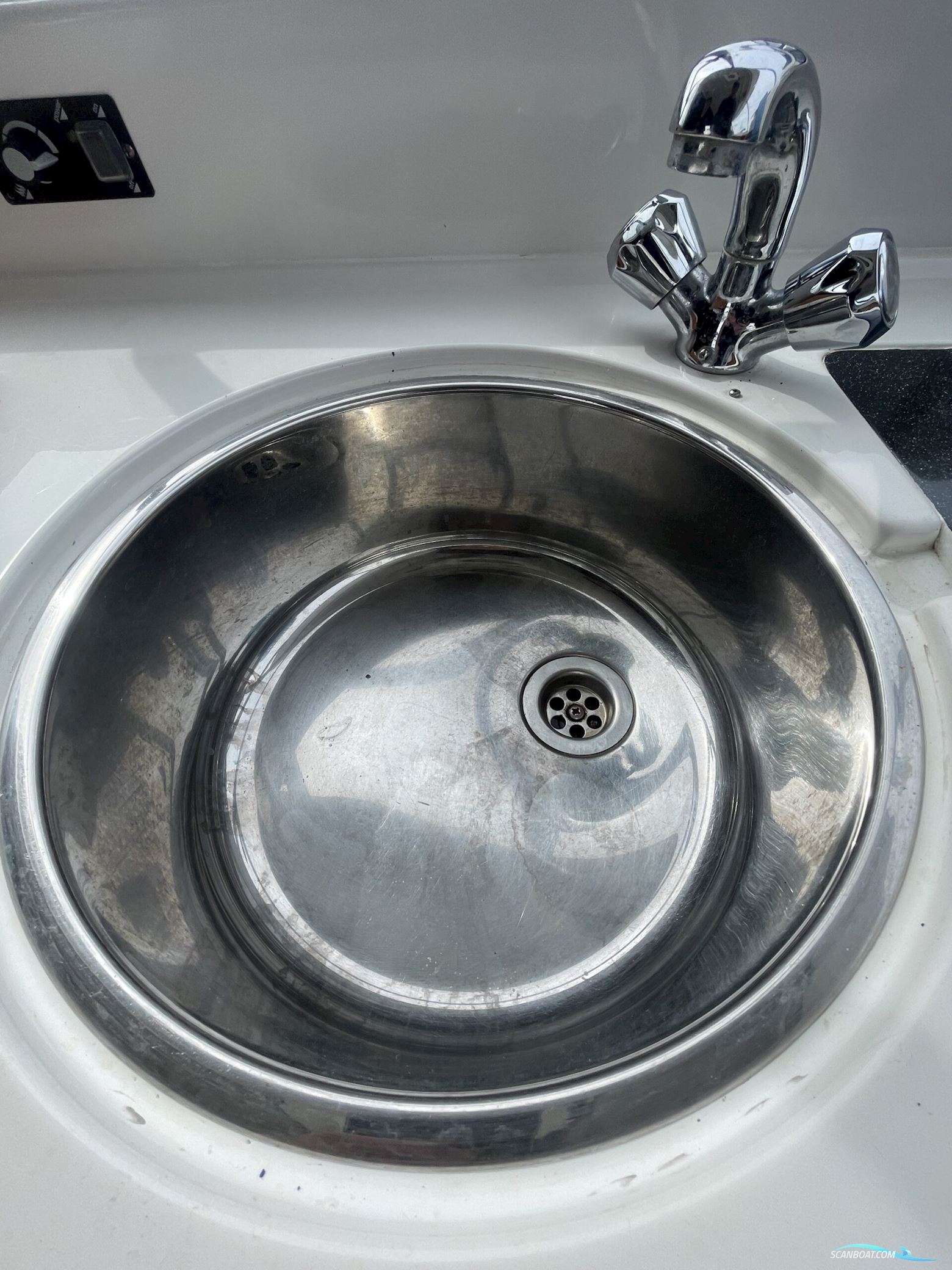 Marex 280 Holiday fra 2008, meget få motortimer.