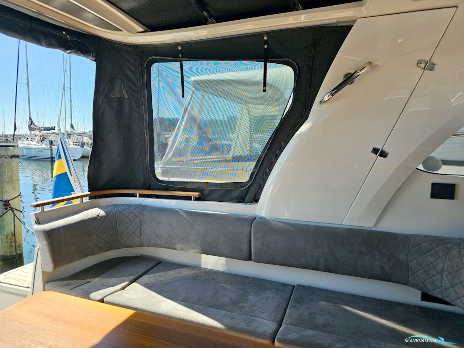 Marex 310 Sun Cruiser 2021 Volvo Penta D4-320 EVC