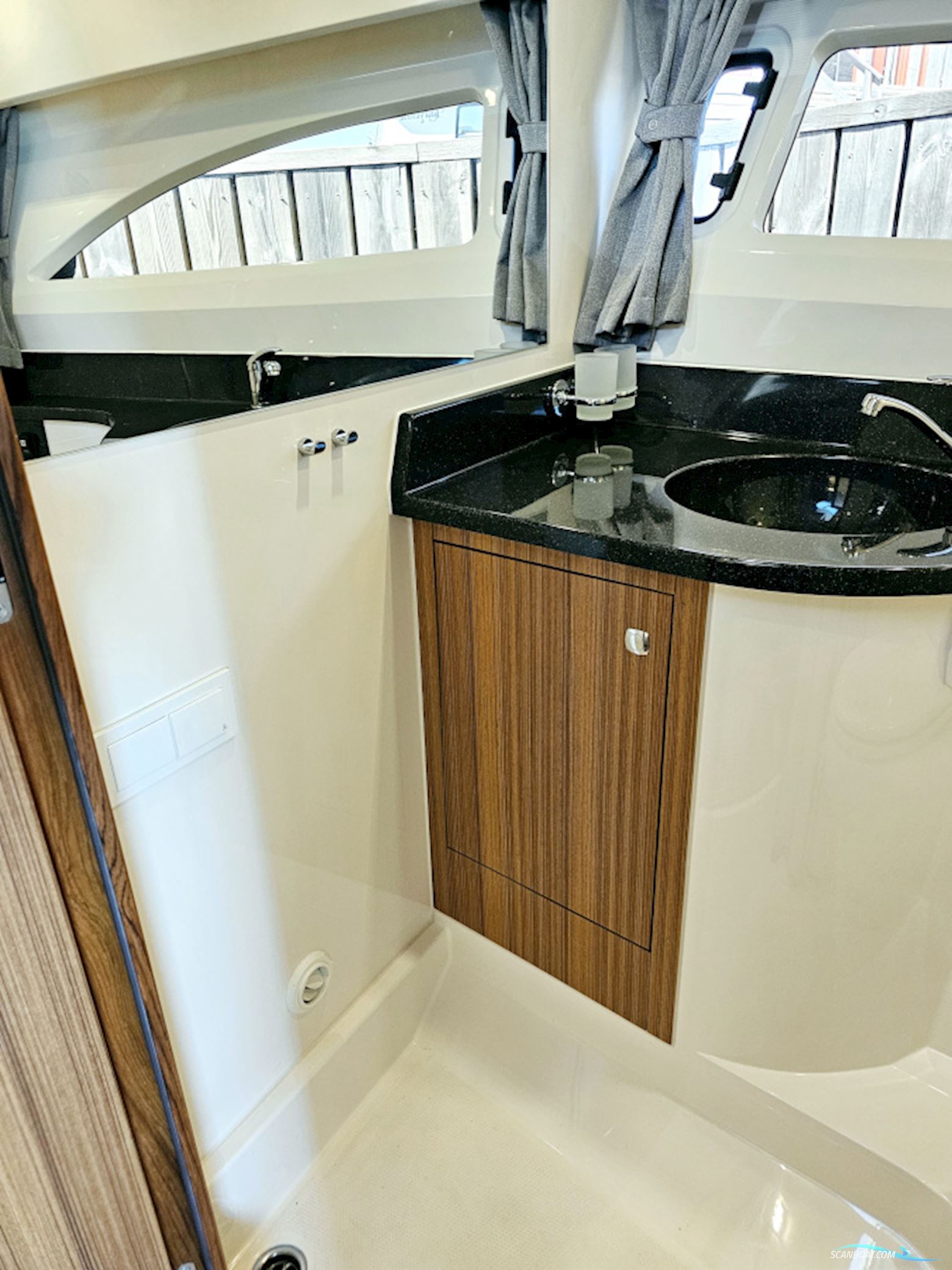 Marex 310 Sun Cruiser 2021 Volvo Penta D4-320 EVC