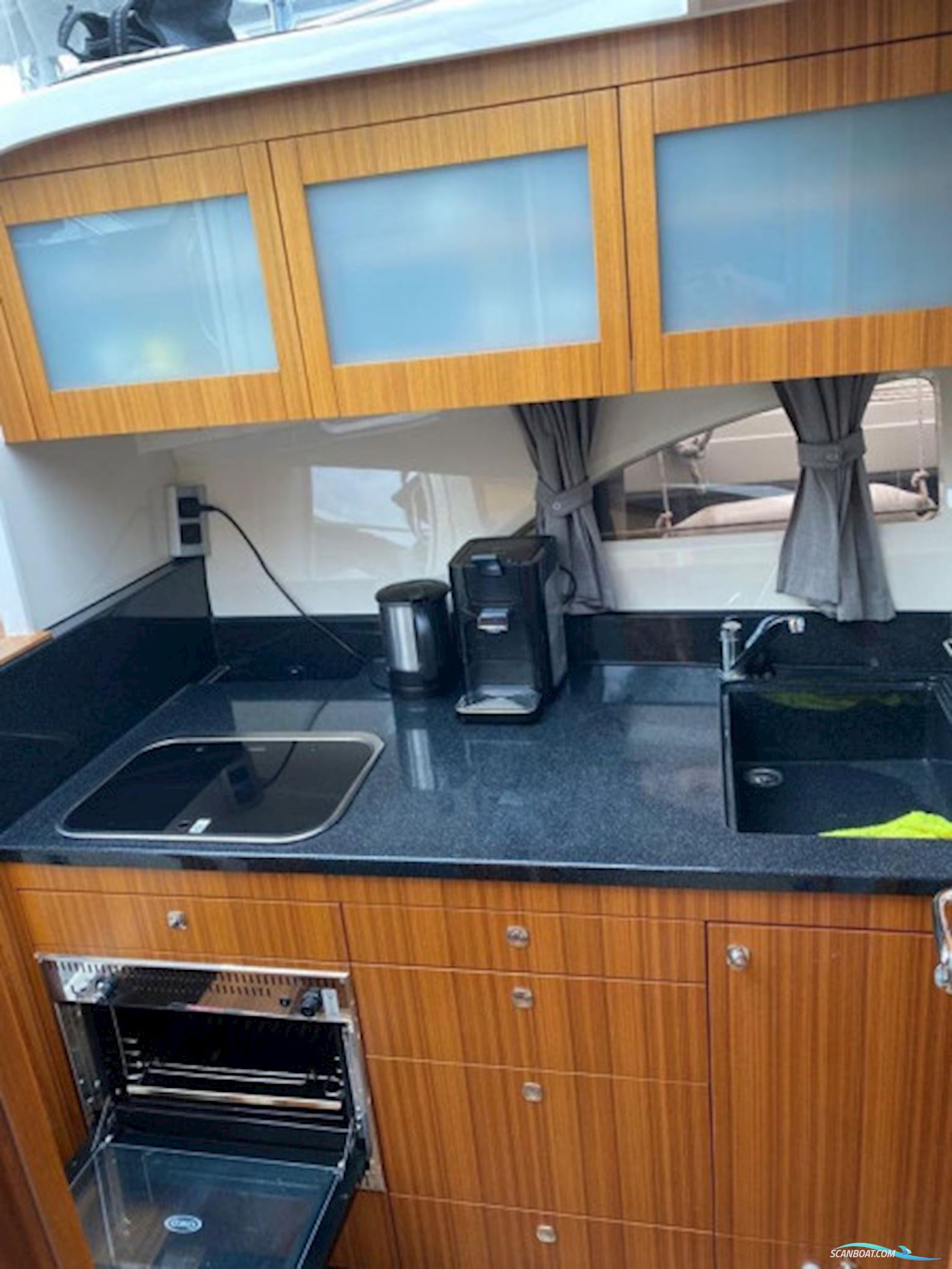 Marex 310 Sun Cruiser