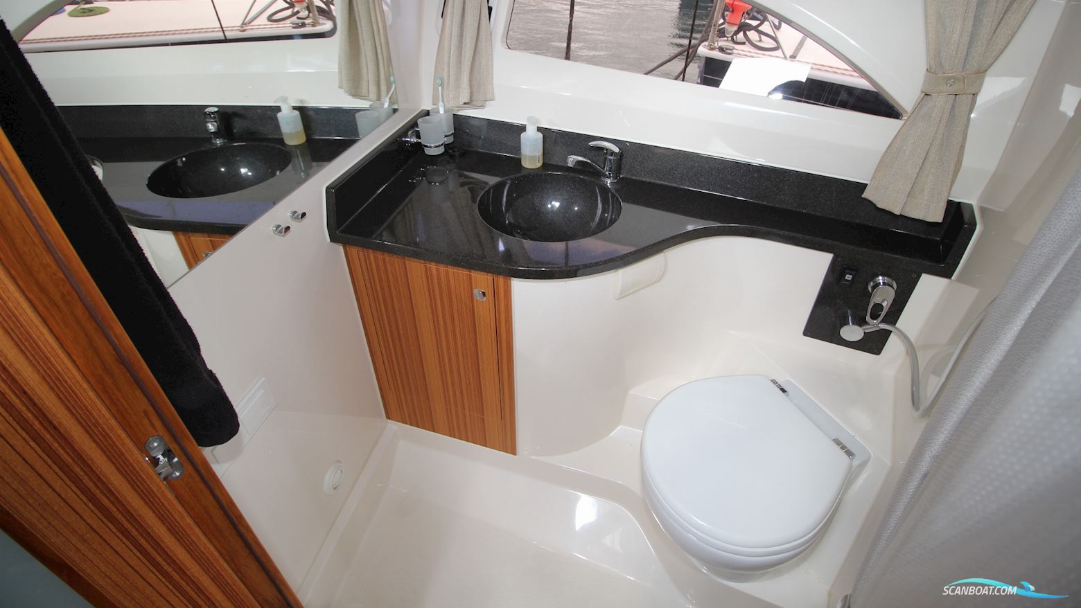 Marex 310 Sun Cruiser