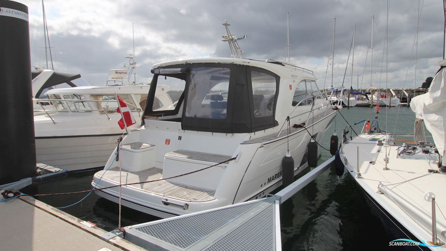 Marex 310 Sun Cruiser