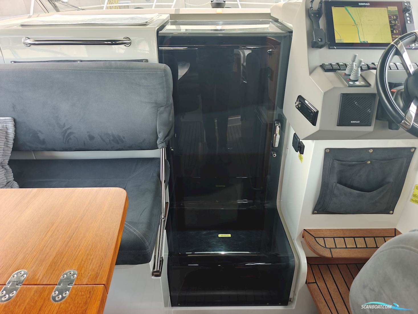 Marex 320 Aft Cabin Cruiser