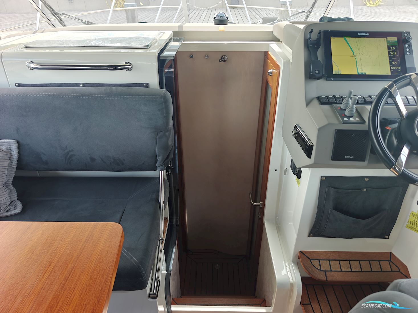Marex 320 Aft Cabin Cruiser