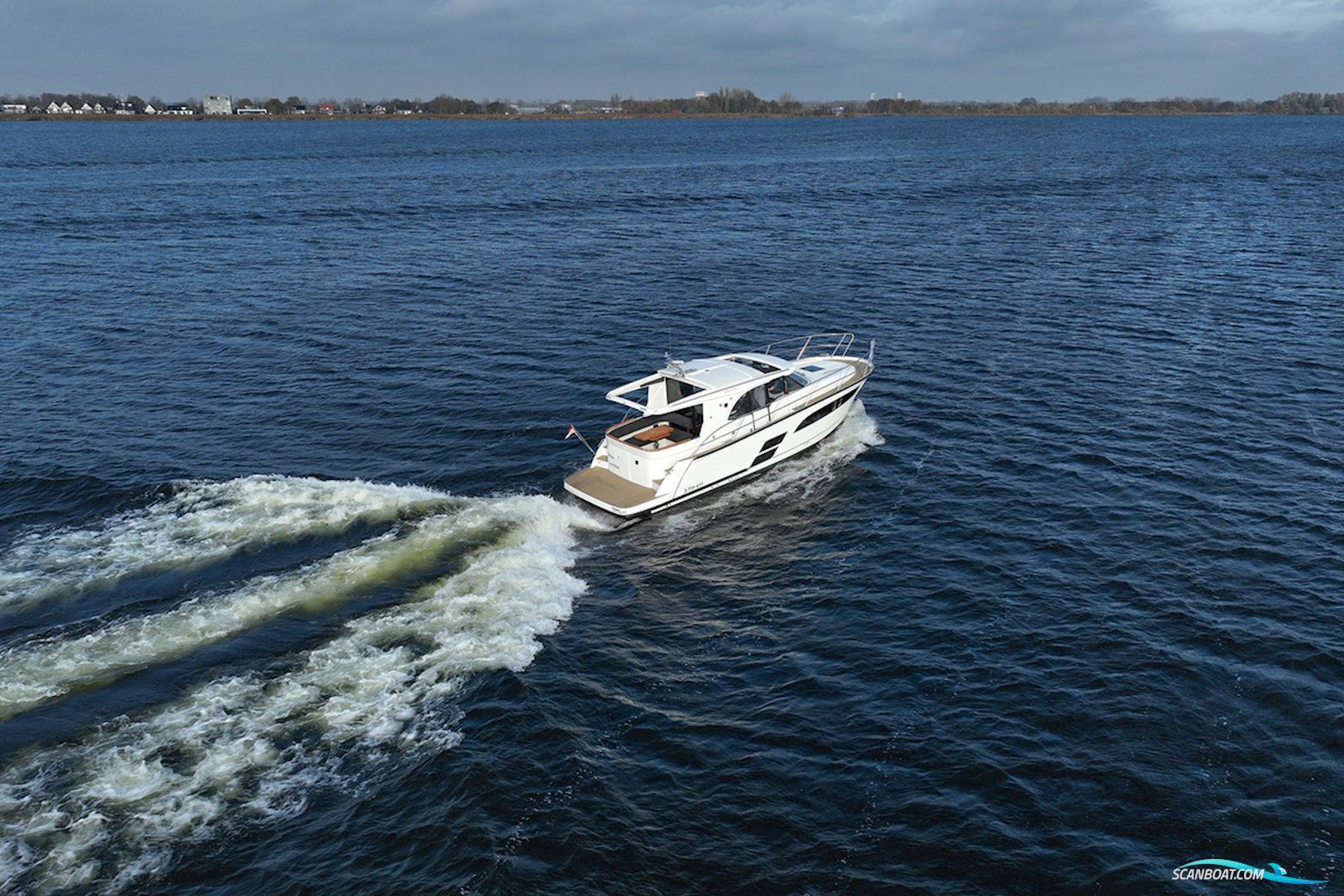 Marex 330 Scandinavia (2024)