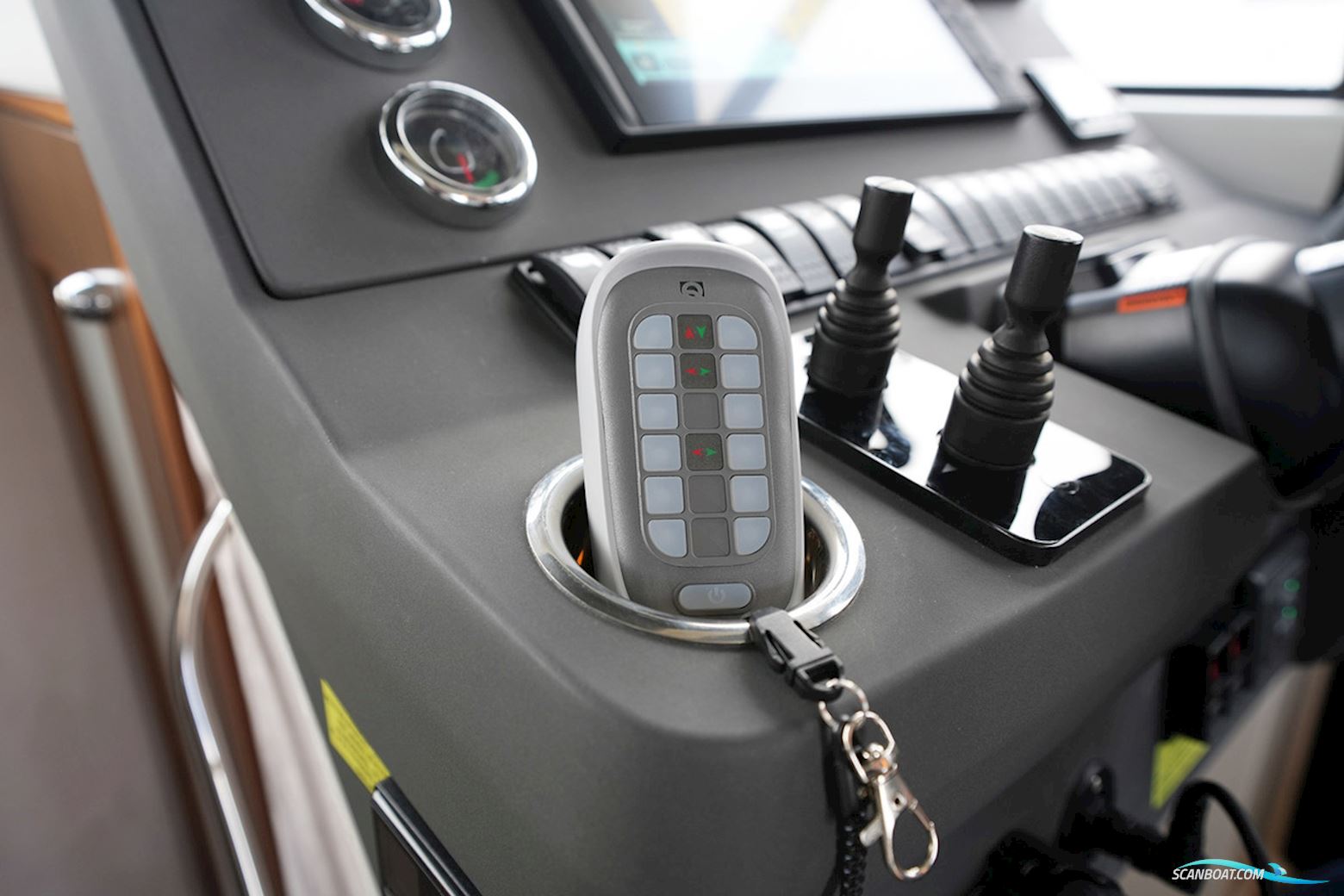 Marex 330 Scandinavia (2024)