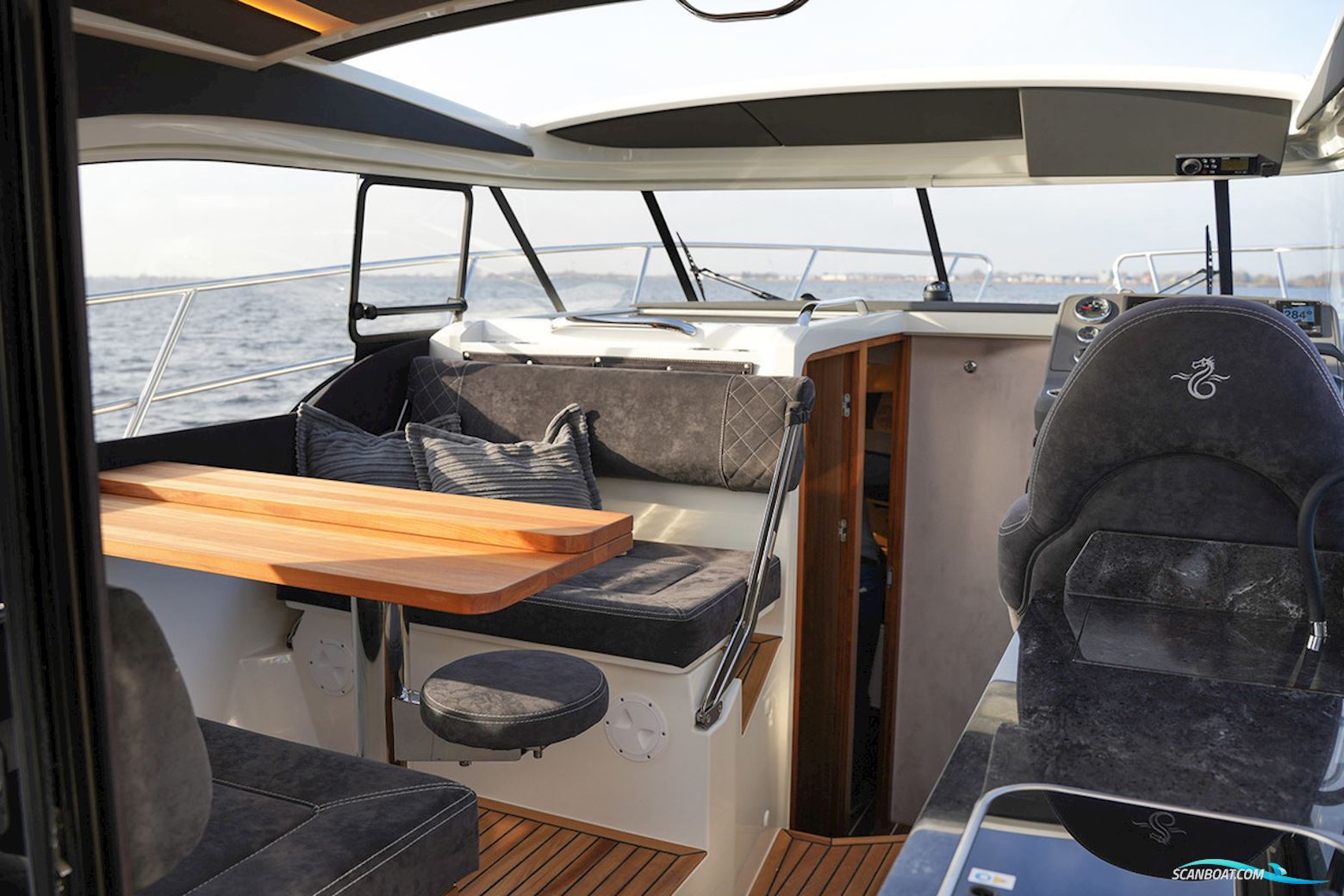 Marex 330 Scandinavia (2024)