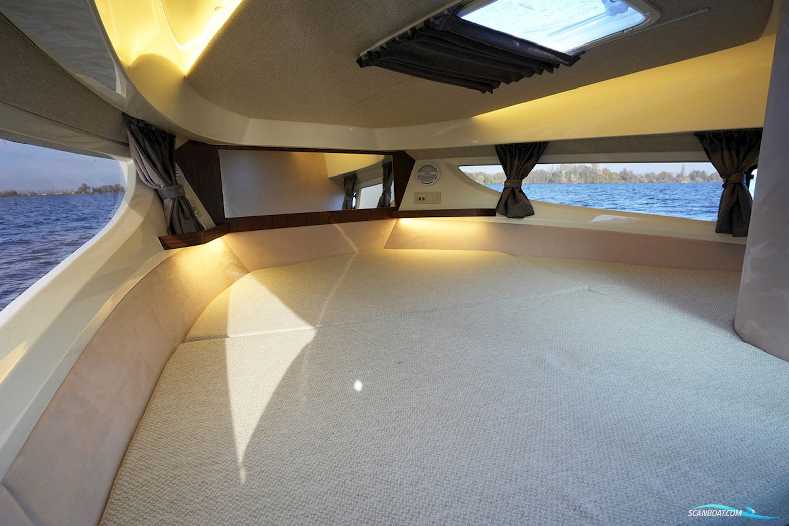 Marex 330 Scandinavia (2024)