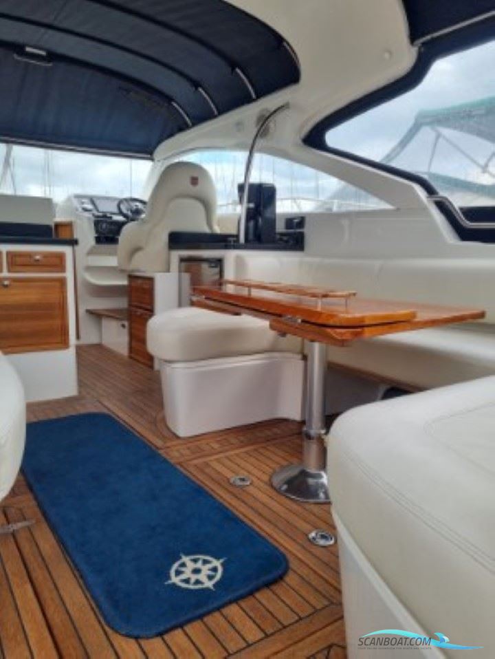 Marex 350 CC Cabriolet Cruiser