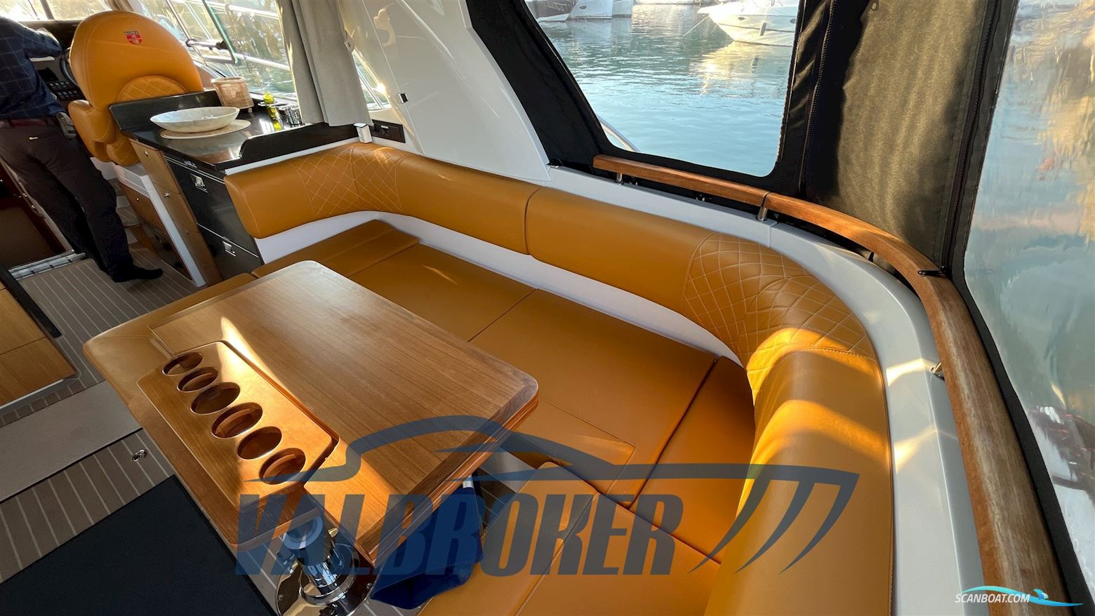 Marex 360 Cabriolet Cruiser