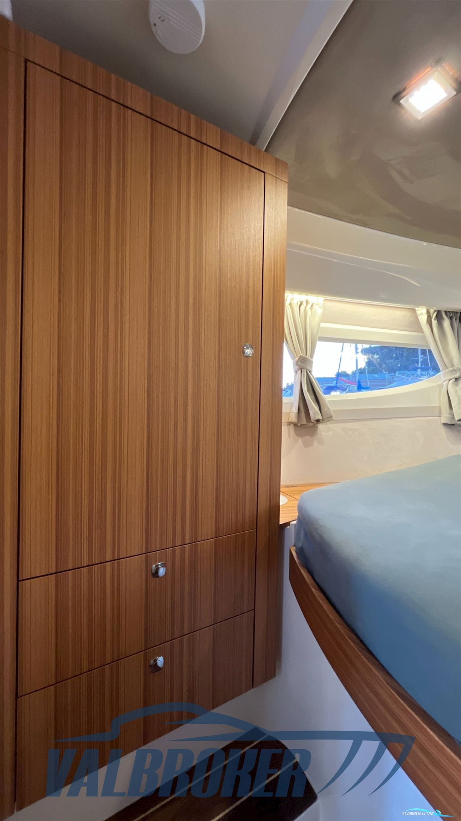 Marex 360 Cabriolet Cruiser