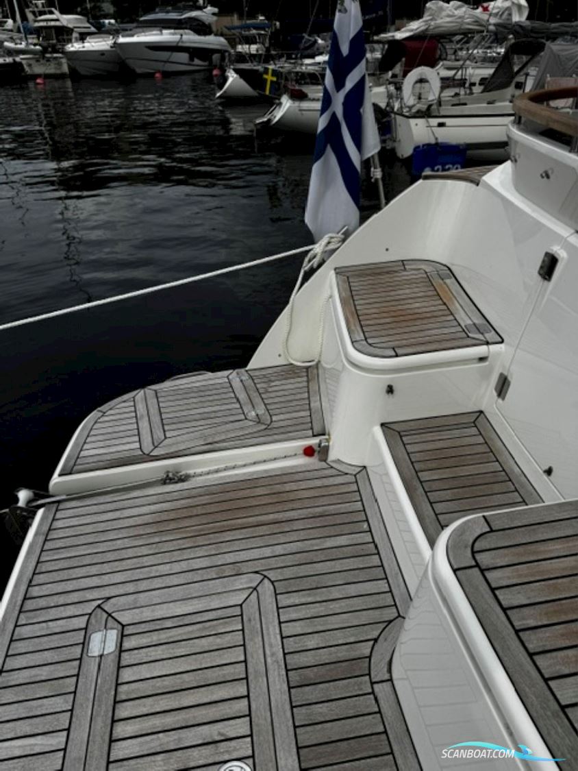 Marex 360 Cabriolet Cruiser