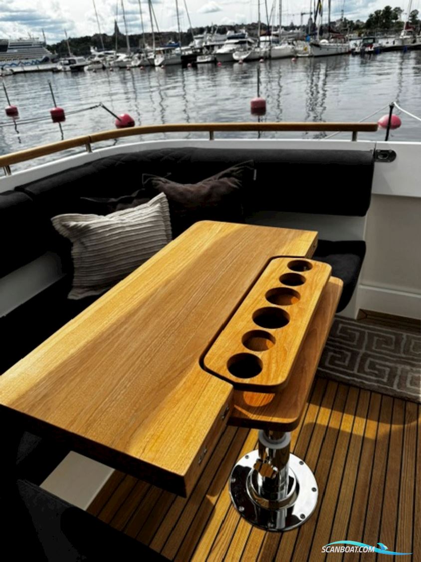 Marex 360 Cabriolet Cruiser