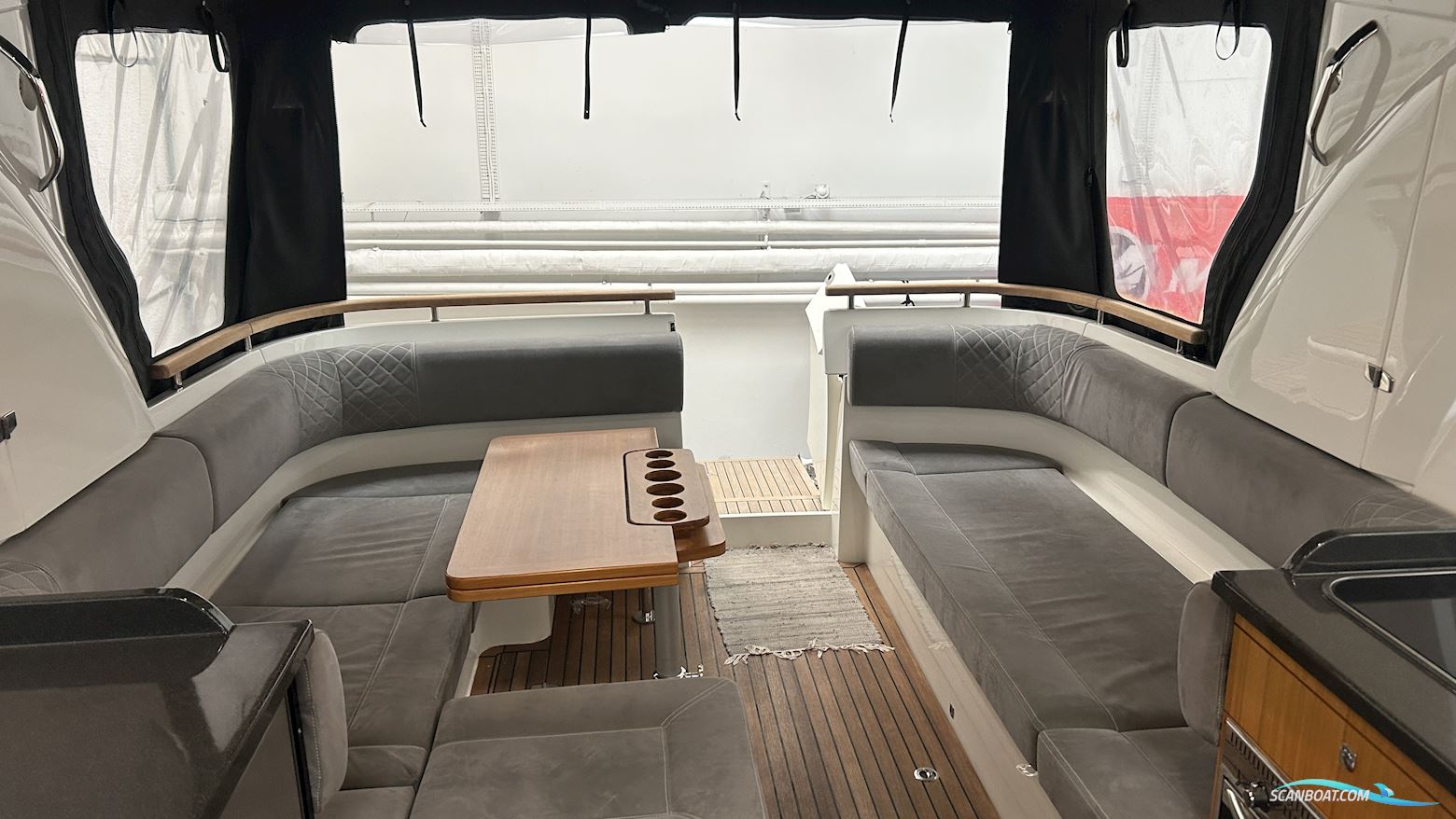 Marex 360 Cabriolet Cruiser