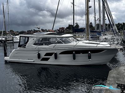 Marex 360 CC Motorbåt 2021, med 2 X Mercury 3,0 270 SD Bravo 3 + joystick Axius motor, Danmark