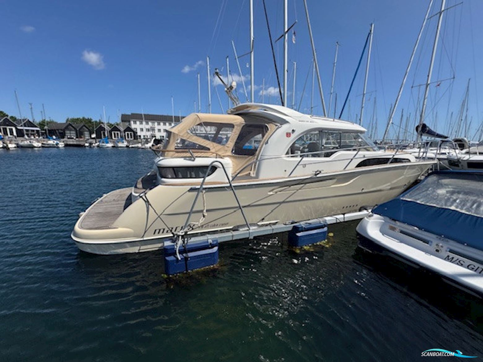 Marex 370 ACC Motorbåt 2010, med Volvo Penta D6-435 EVC motor, Danmark