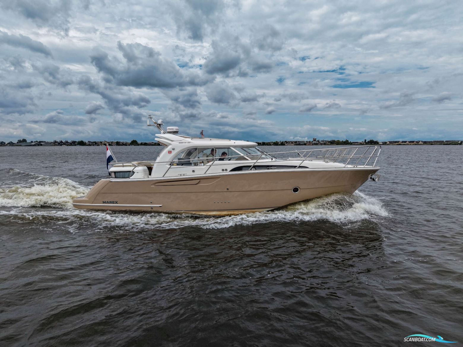 Marex 370 Acc Motorbåt 2011, med Volvo Penta motor, Holland
