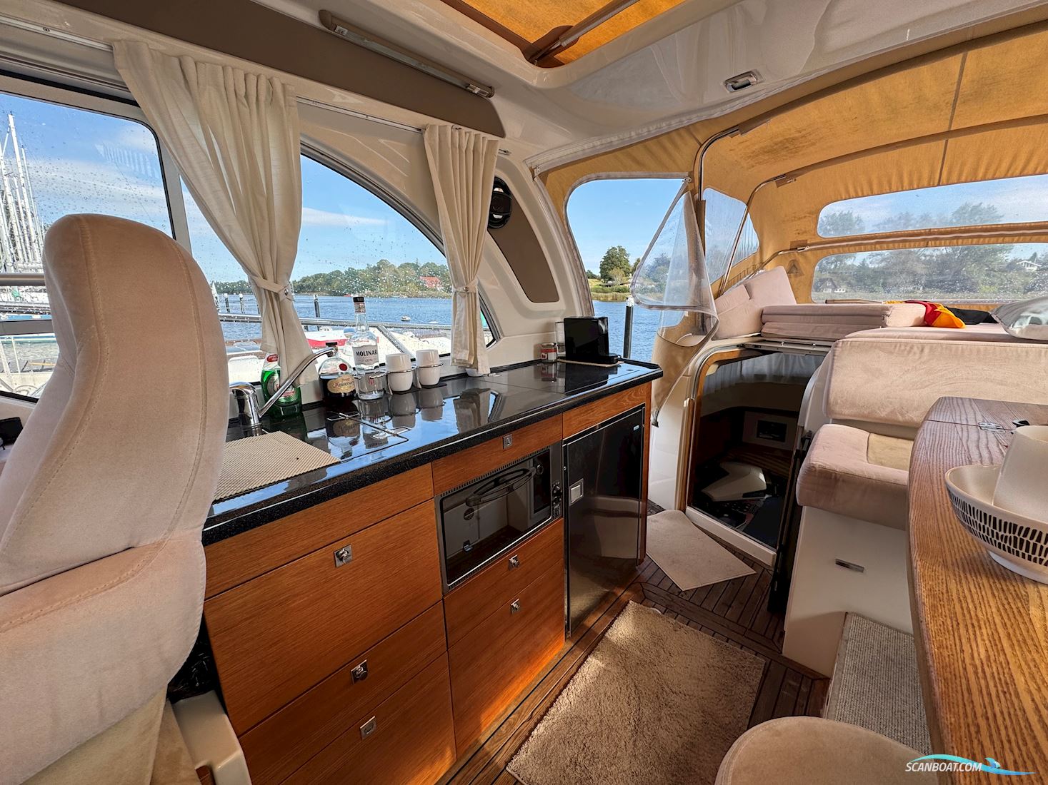 Marex 370 Aft Cabin Cruiser