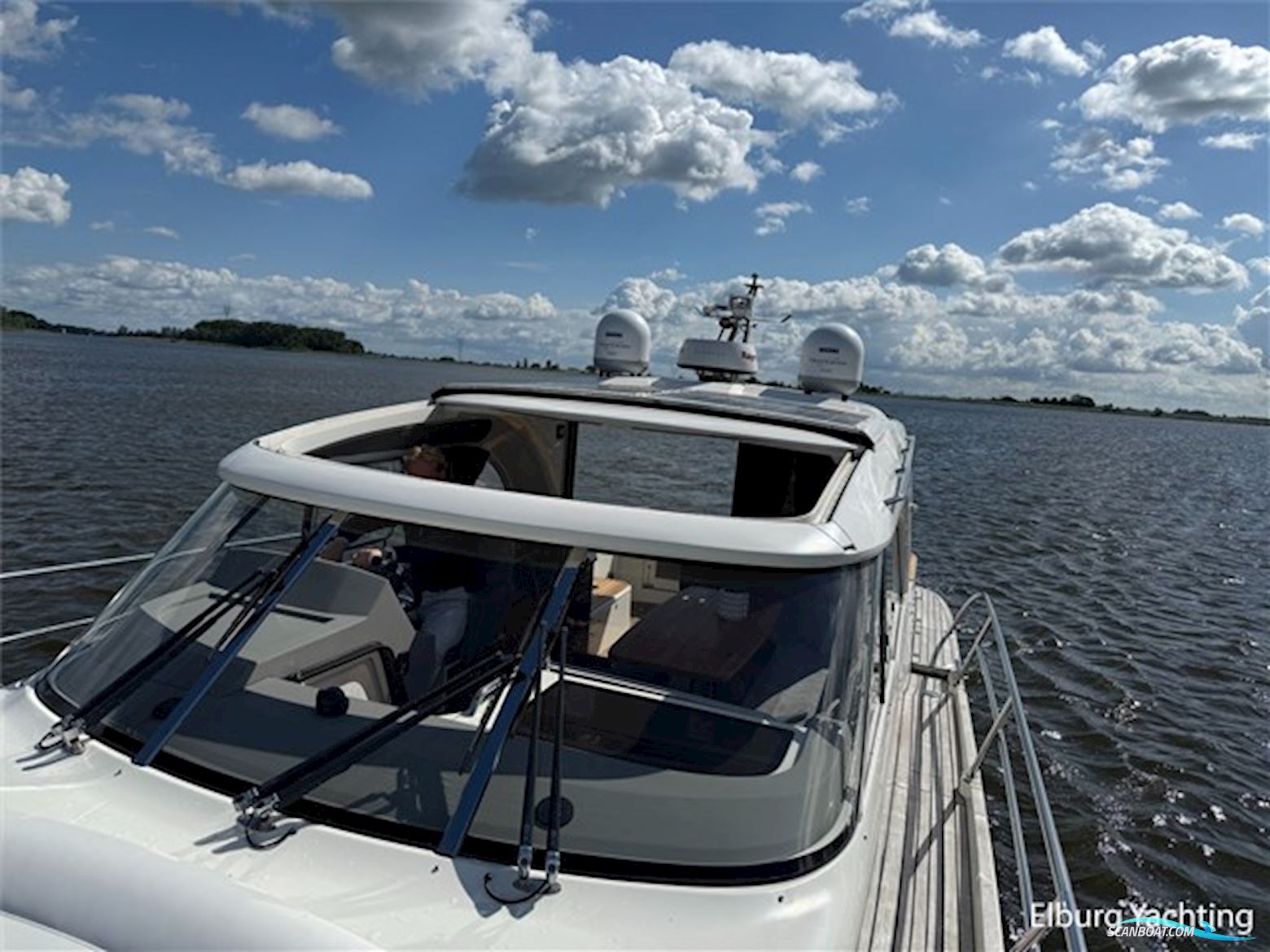 Marex 375