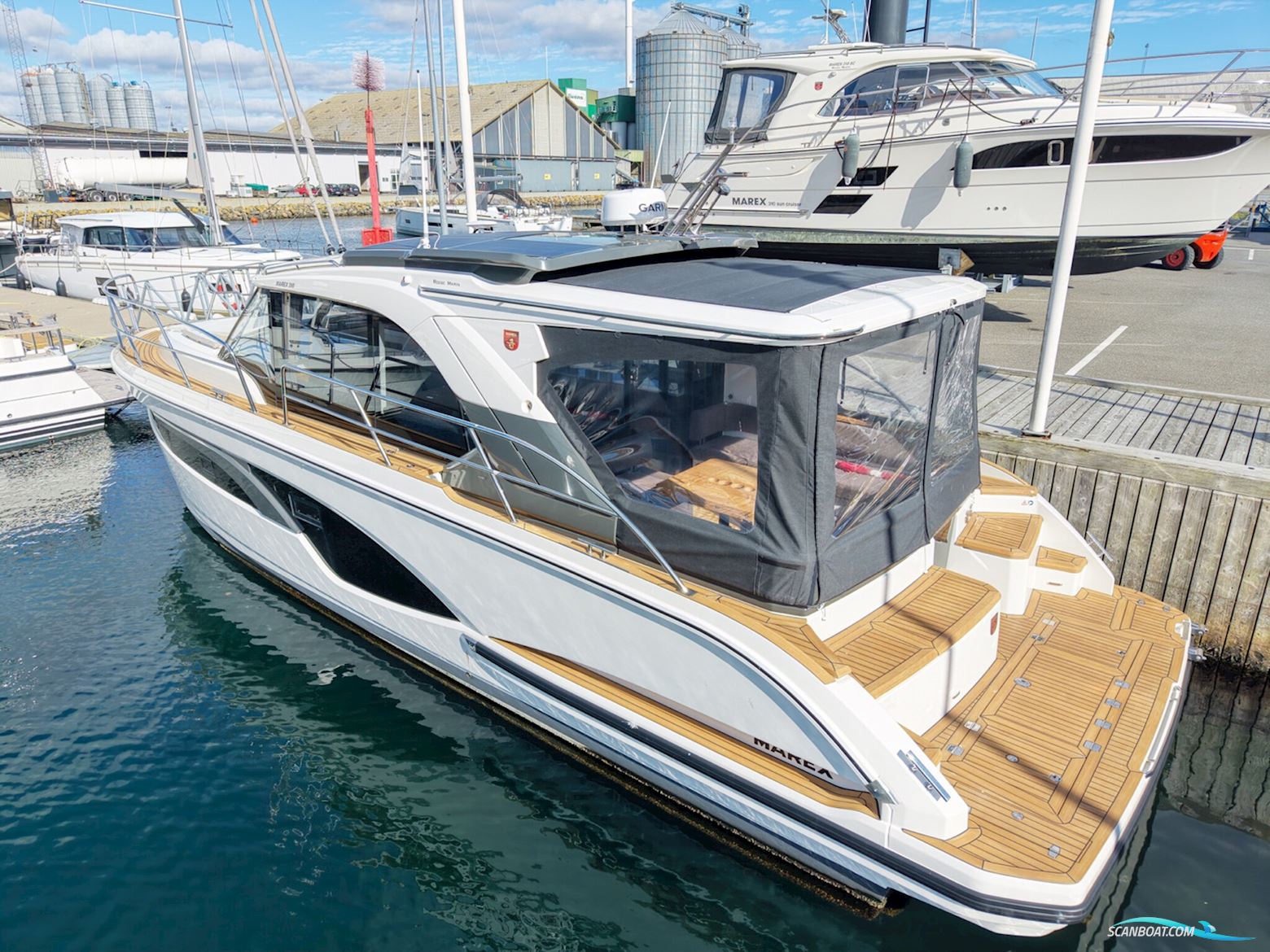 Marex 390