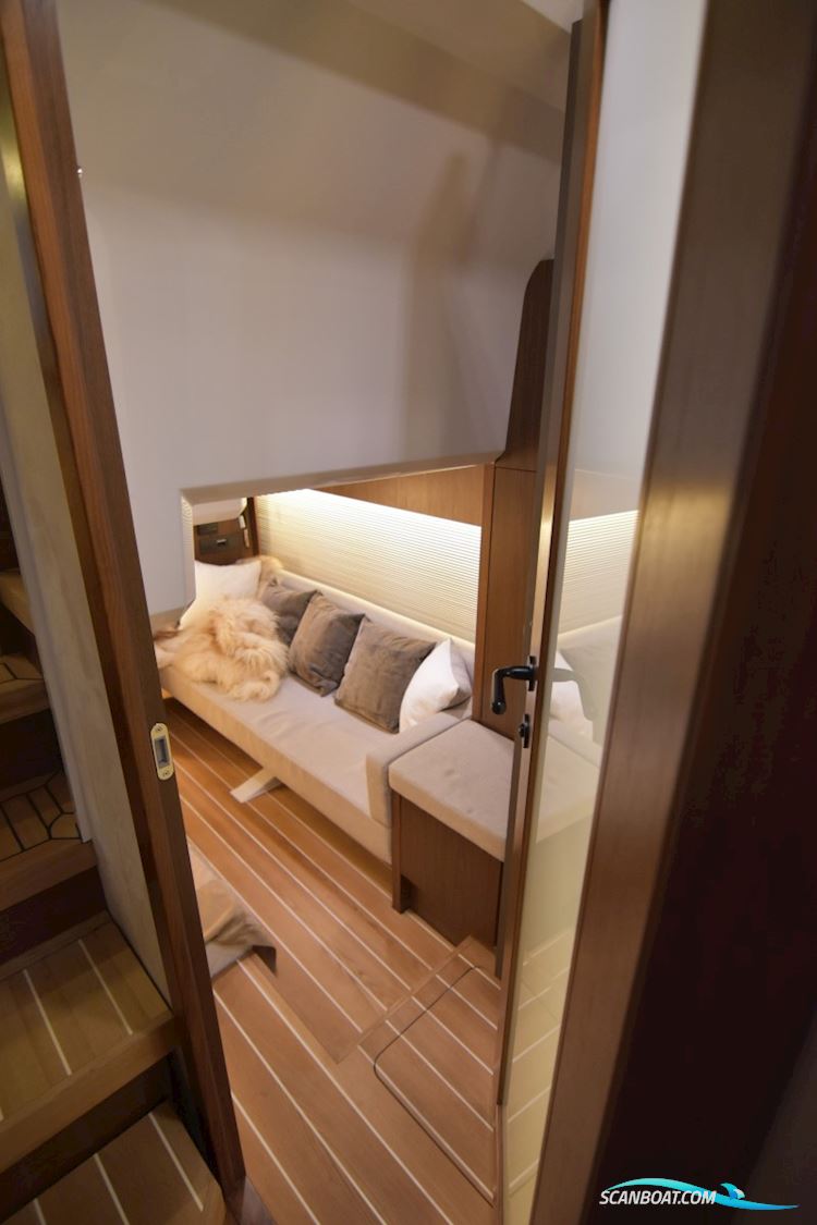 Marex 440 Gourmet Cruiser