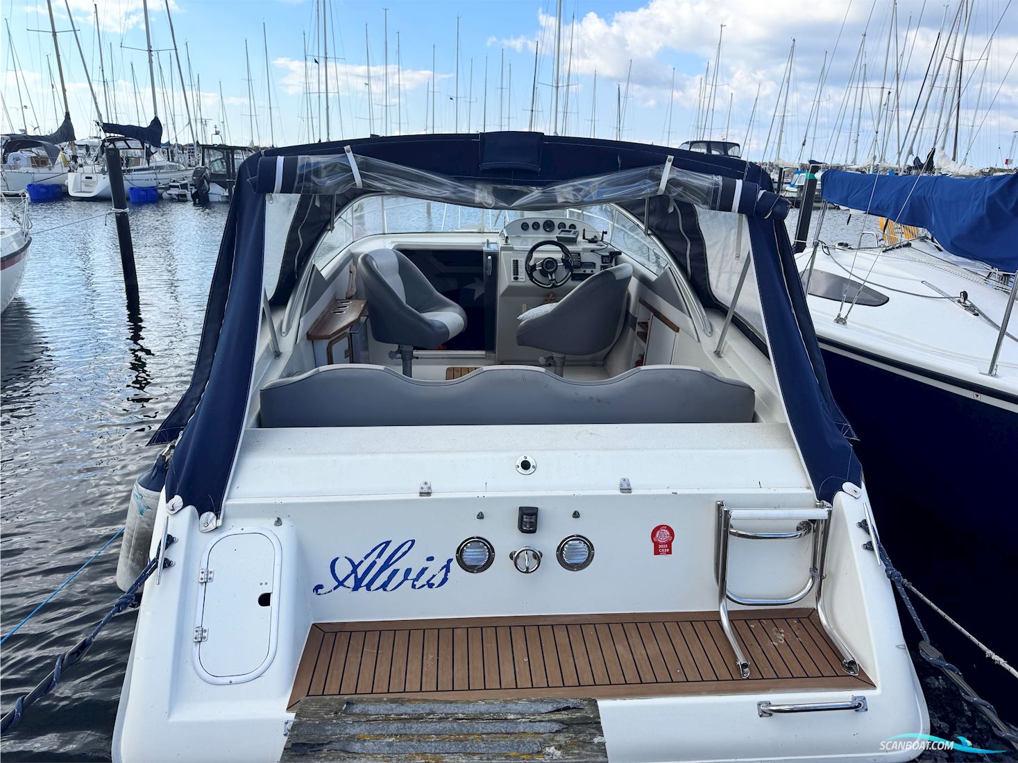 Marex 7100 sport cruiser