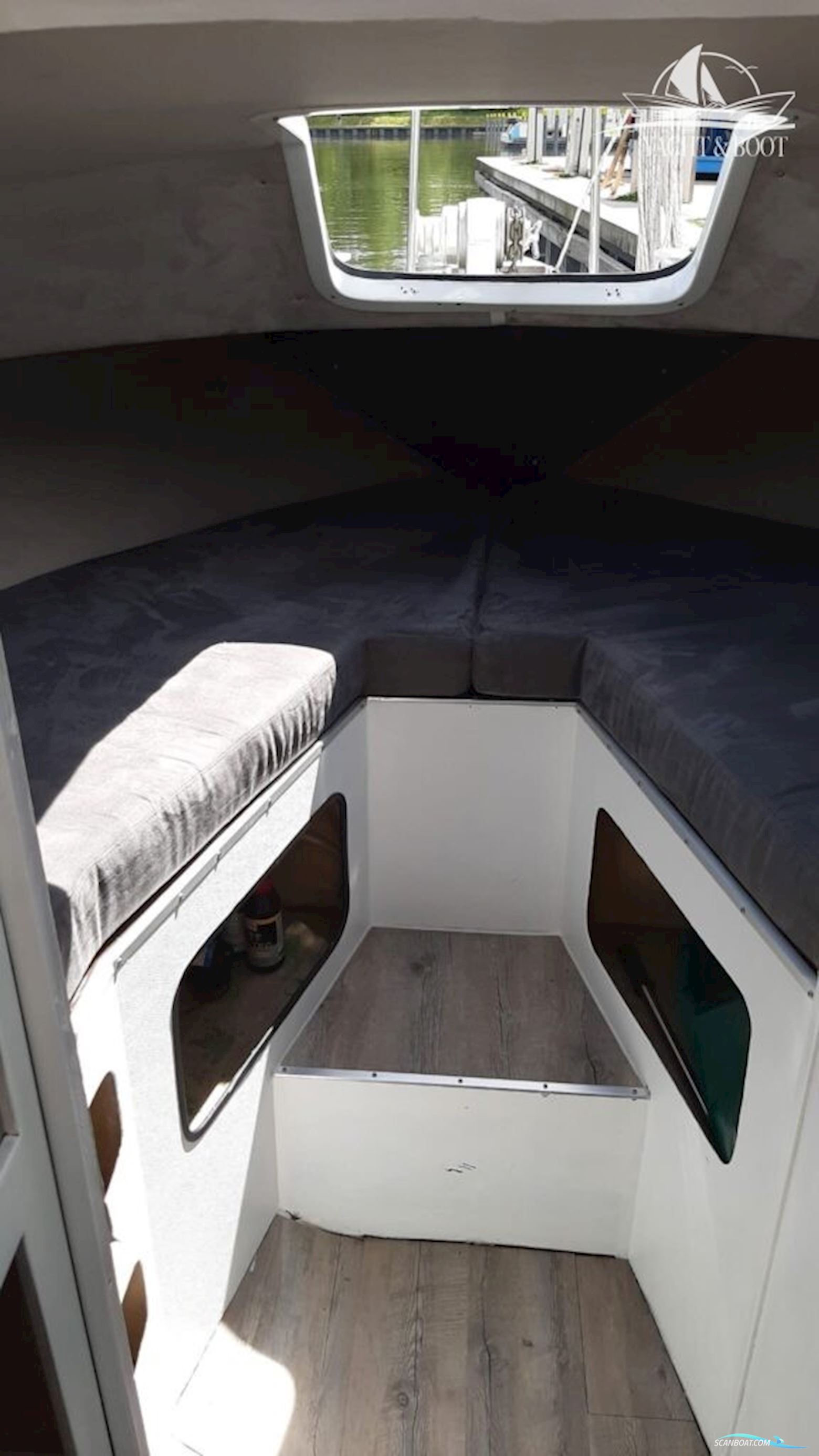 Marieholm Cardinal 28