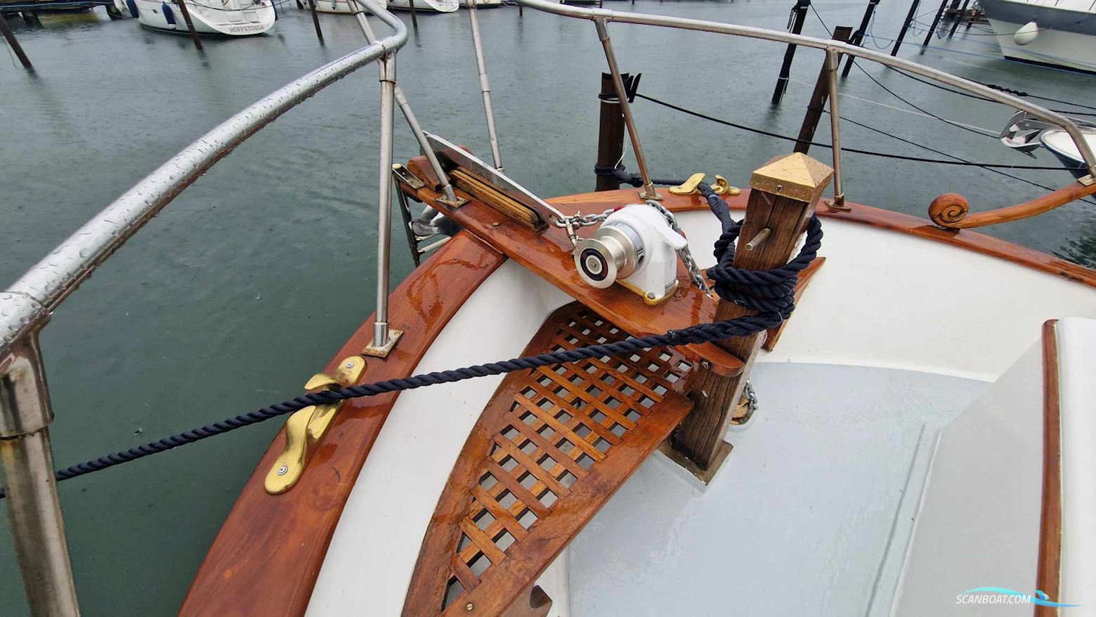 Marine Trader 34 Double Cabin