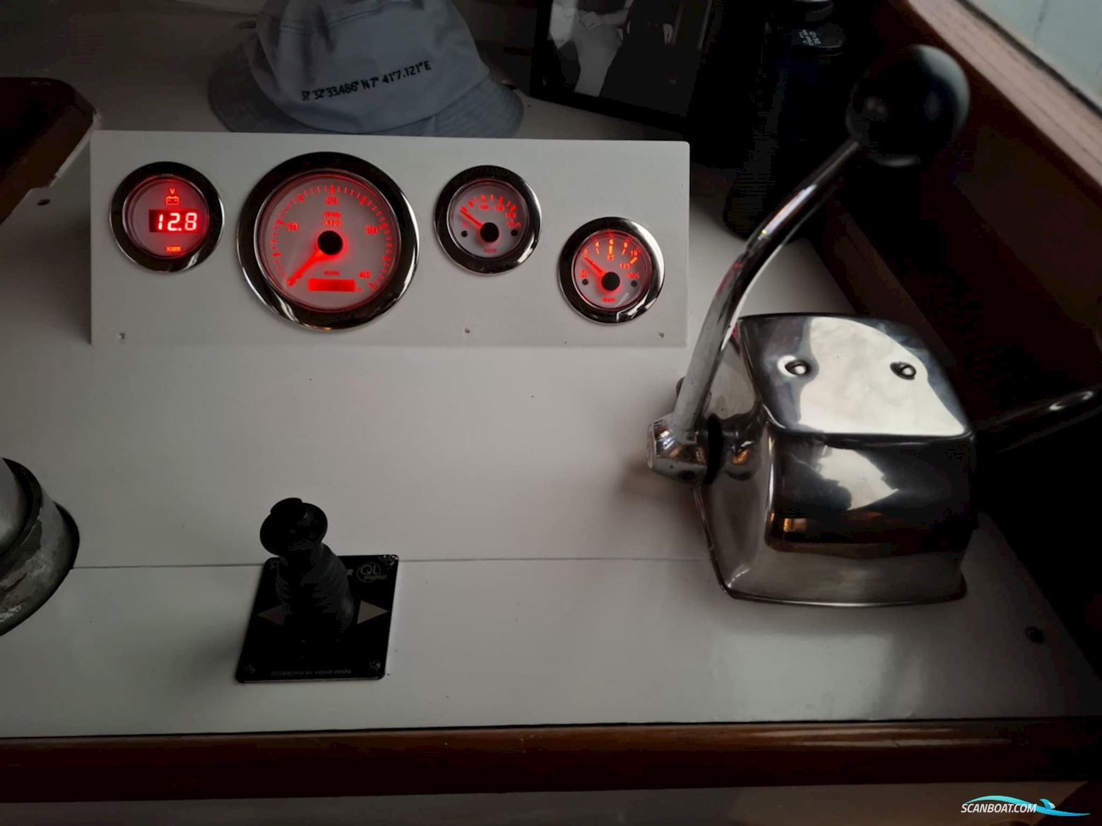 Marine Trader 34 Double Cabin