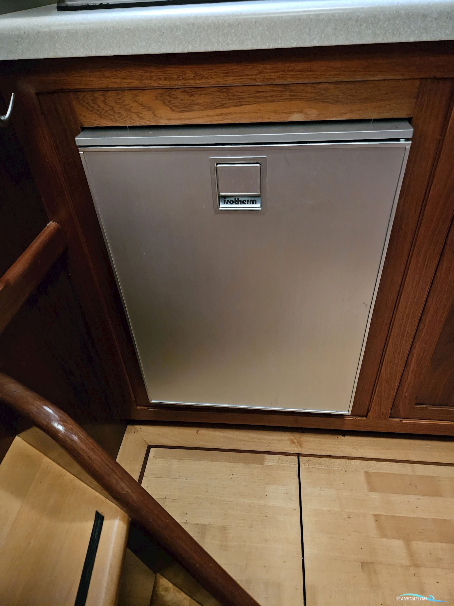 Marvis 37 Classic AC