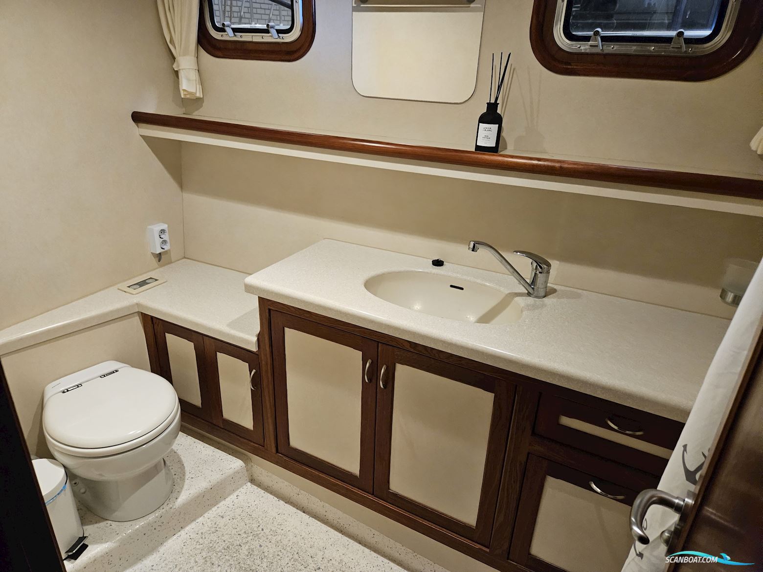 Marvis 37 Classic AC