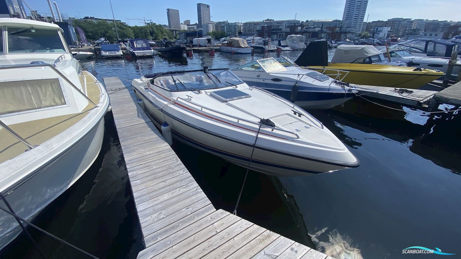 Master 670 Miami Motorbåt 1988, med Volvo Penta motor, Sverige