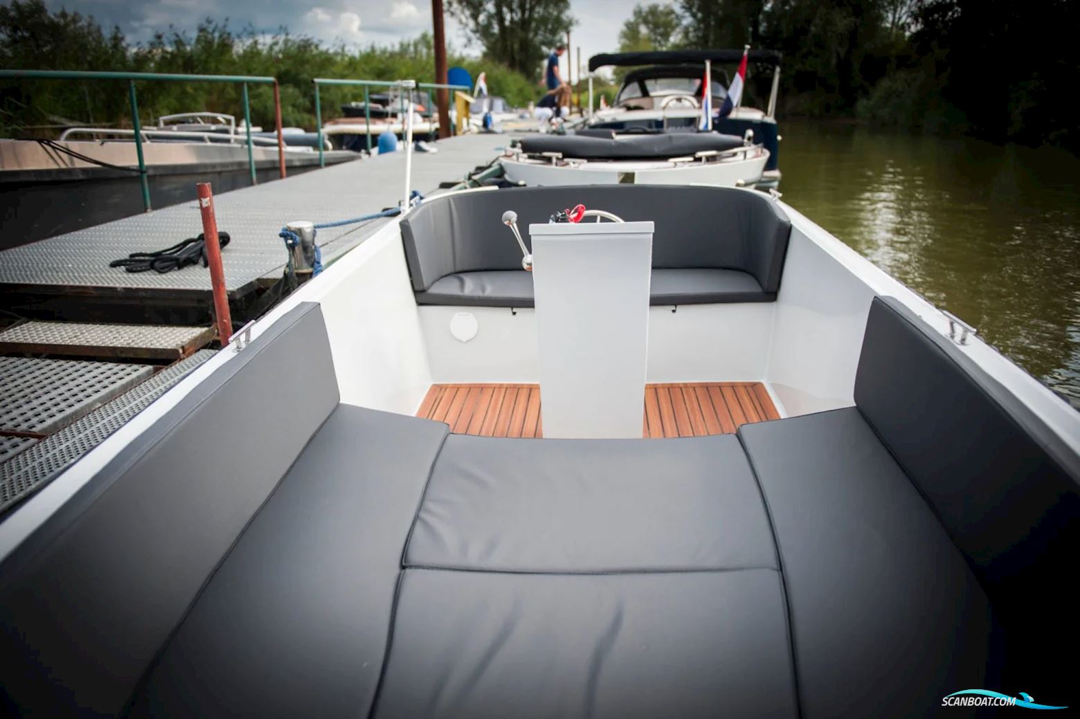 Maxima 490 Electric