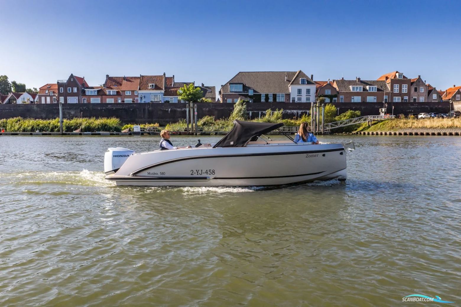 Maxima 580 Sport Lounge