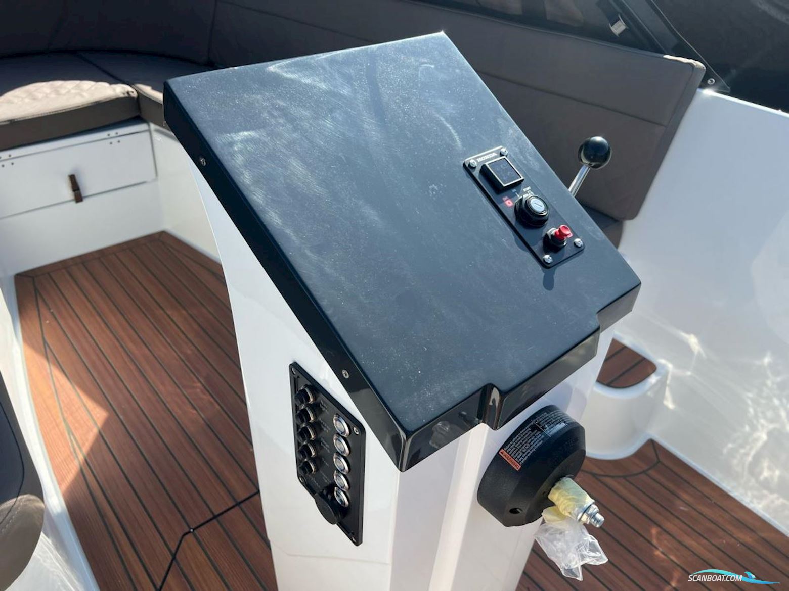 Maxima 600 Tender
