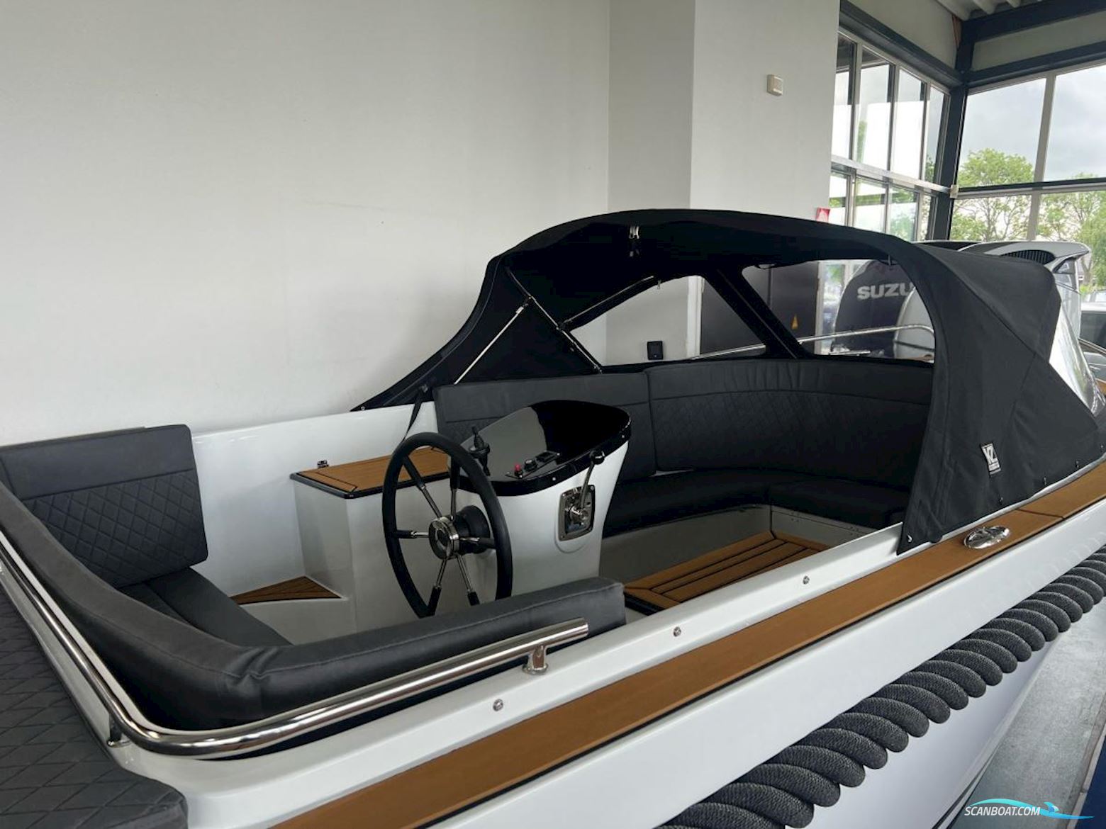 Maxima 620 Retro Tender