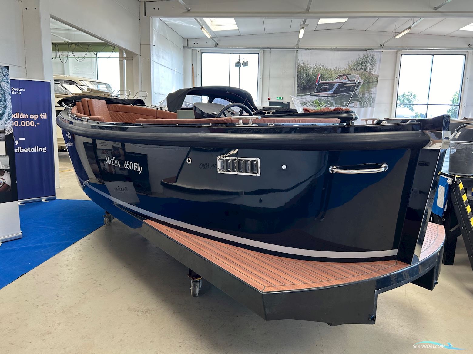 Maxima 650 Flying Lounge