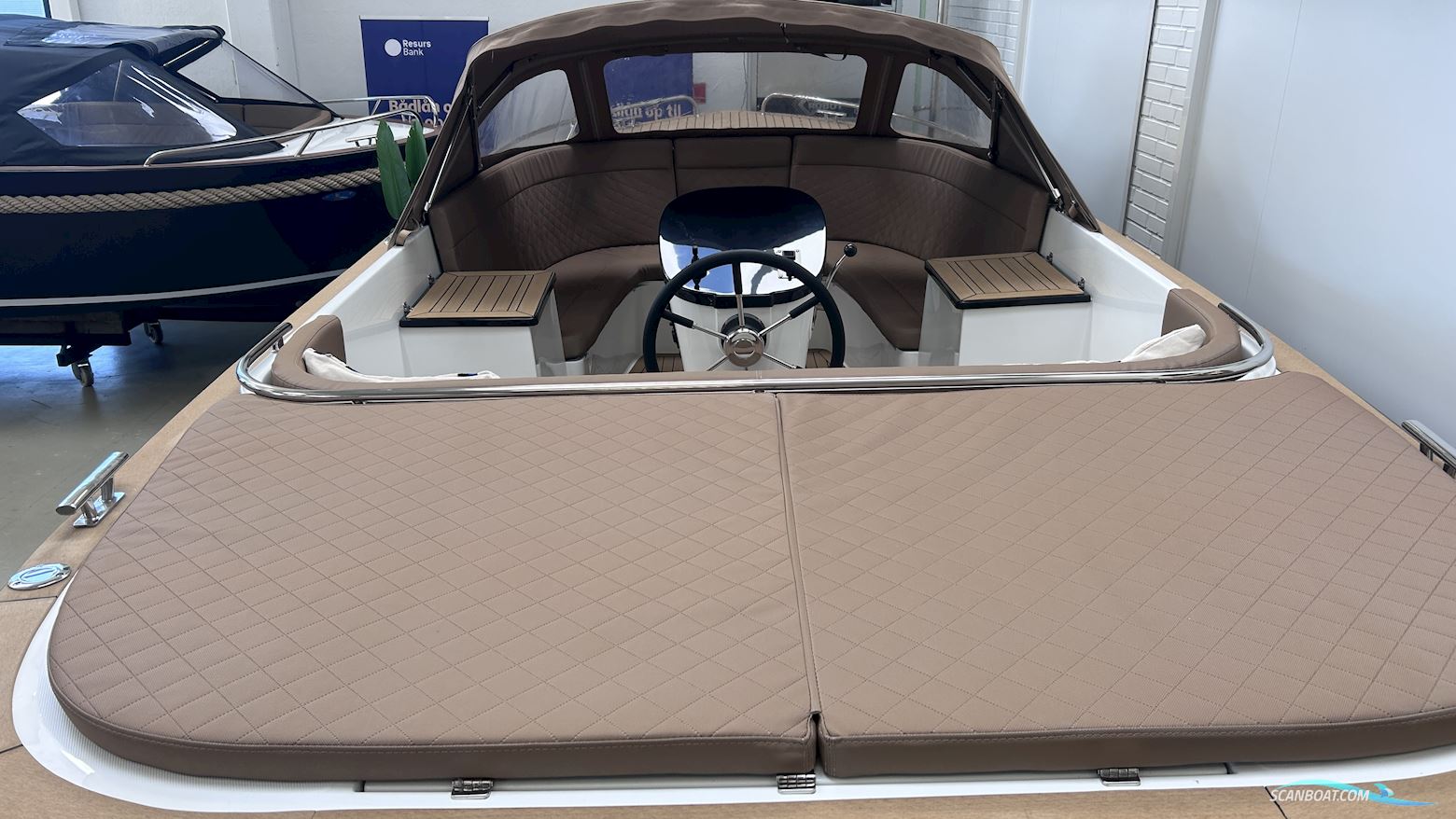 Maxima 720 Retro
