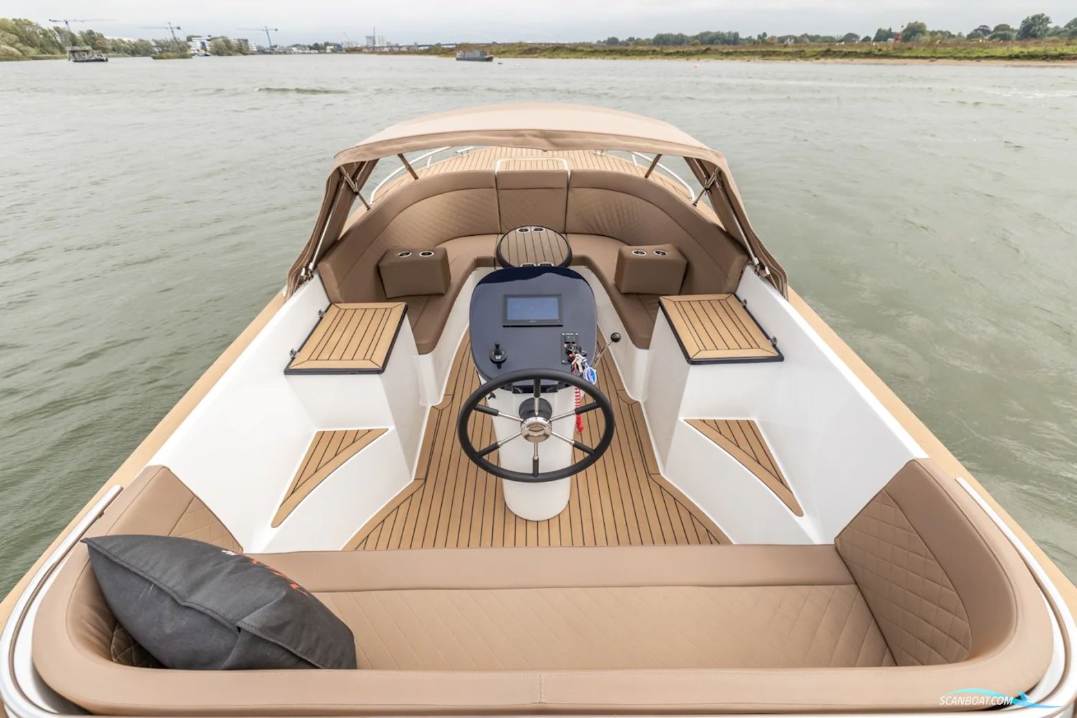 Maxima 720 Retro