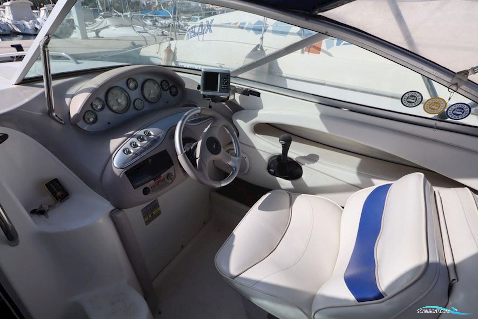 Maxum 2100sc