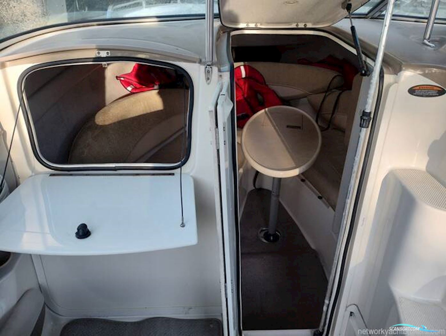 Maxum 2300 SC