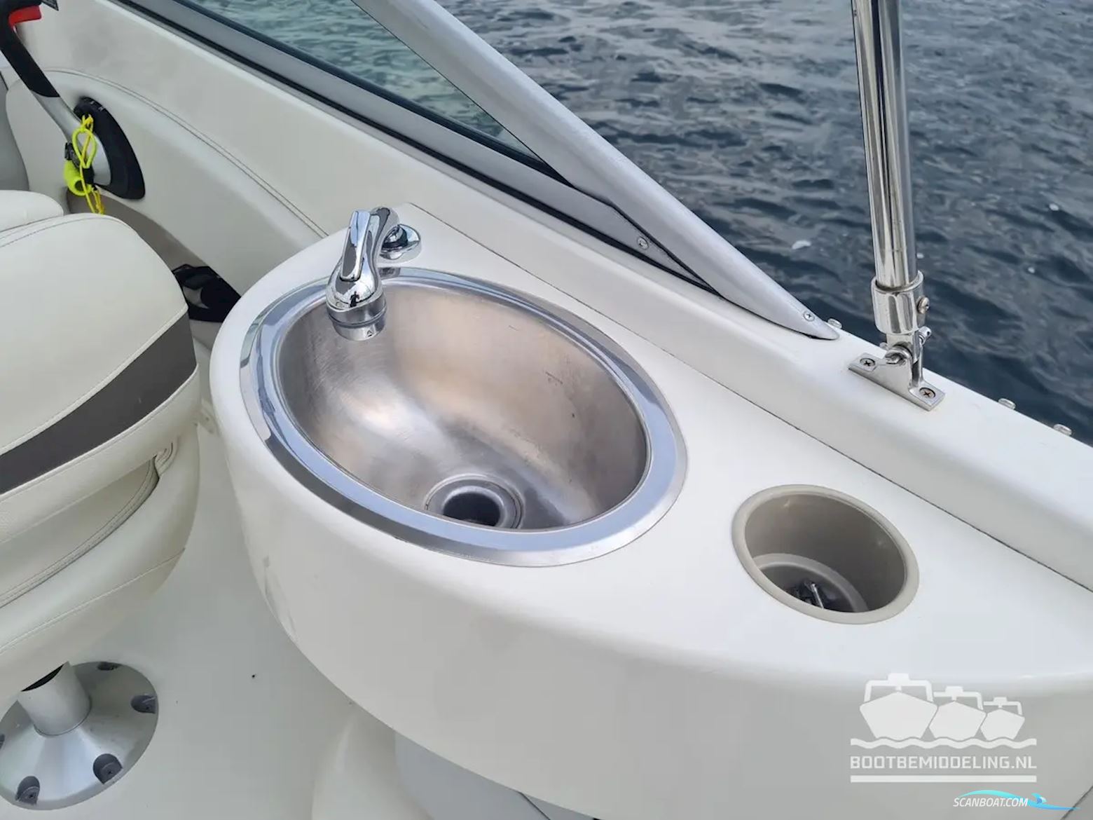 Maxum 2400 SC3, inclusief trailer