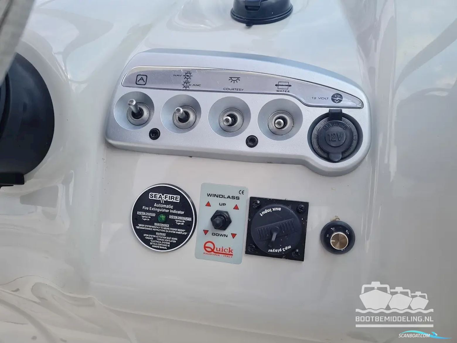 Maxum 2400 SC3, inclusief trailer