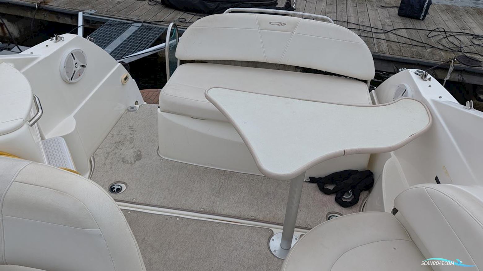 Maxum 2500 SE